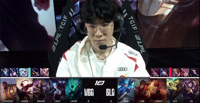 络在体育场 络在体育场