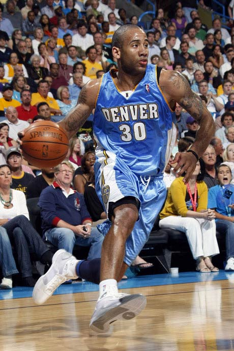 军的头条被 军的头条被