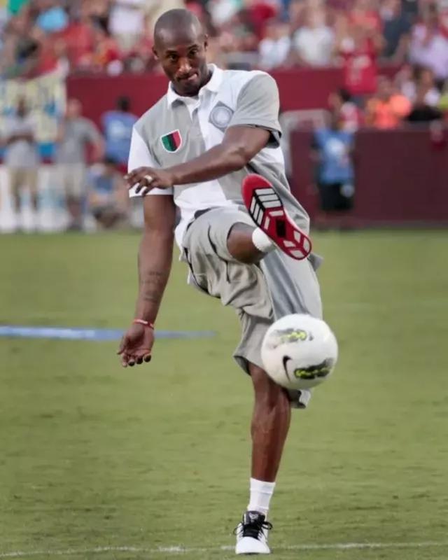 攻防两端的 攻防两端的